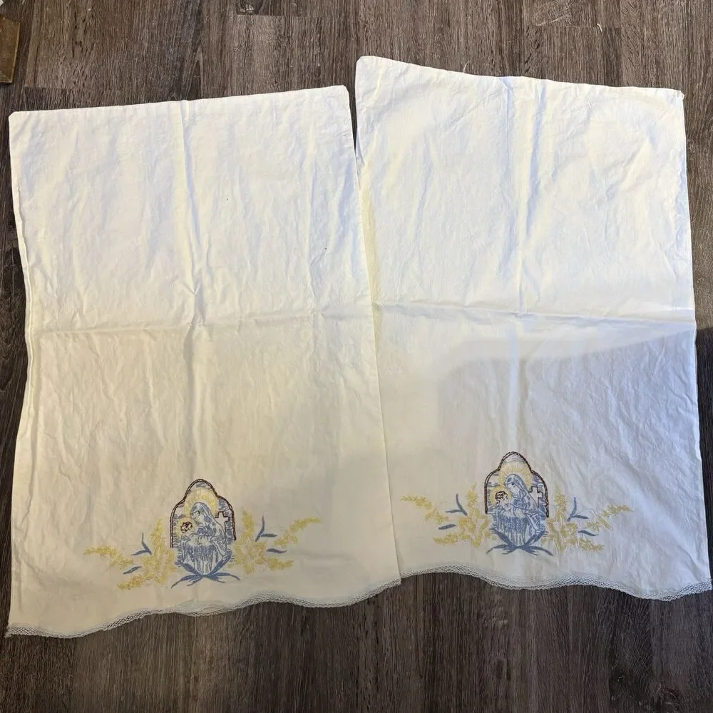Embroidered Pillowcases Vintage (2) Madonna And Child Religious White